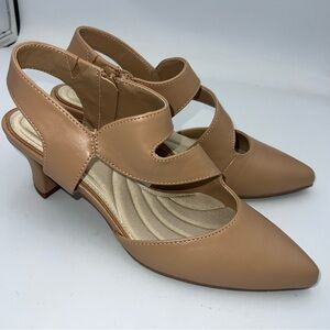 Easy Street Women’s Venue Pumps Nude Heels Size 8.5M Easy Flex Comfort NEW